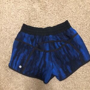 Lululemon Tracker Short III *4-way Stretch